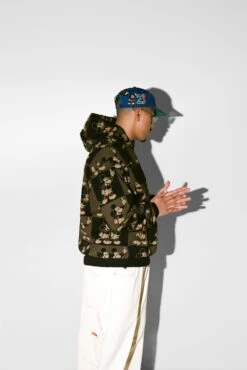 Halftone Pullover, Black -Butter Goods Elegant Shop Butter D100 LB 010 488ac1a0 2757 461b 96b2 3901466430c1